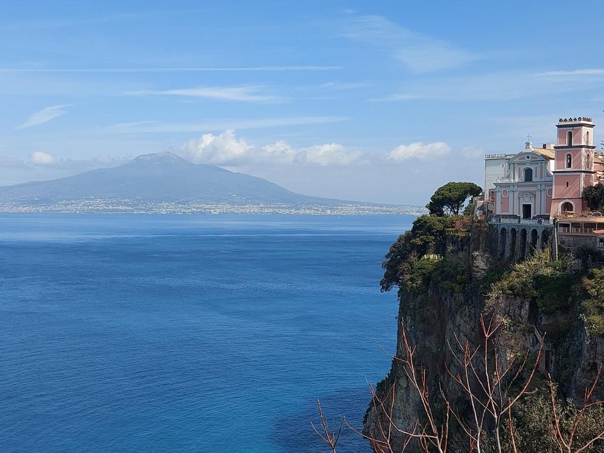 Margherita House Sorrento Vico Equense Exterior photo